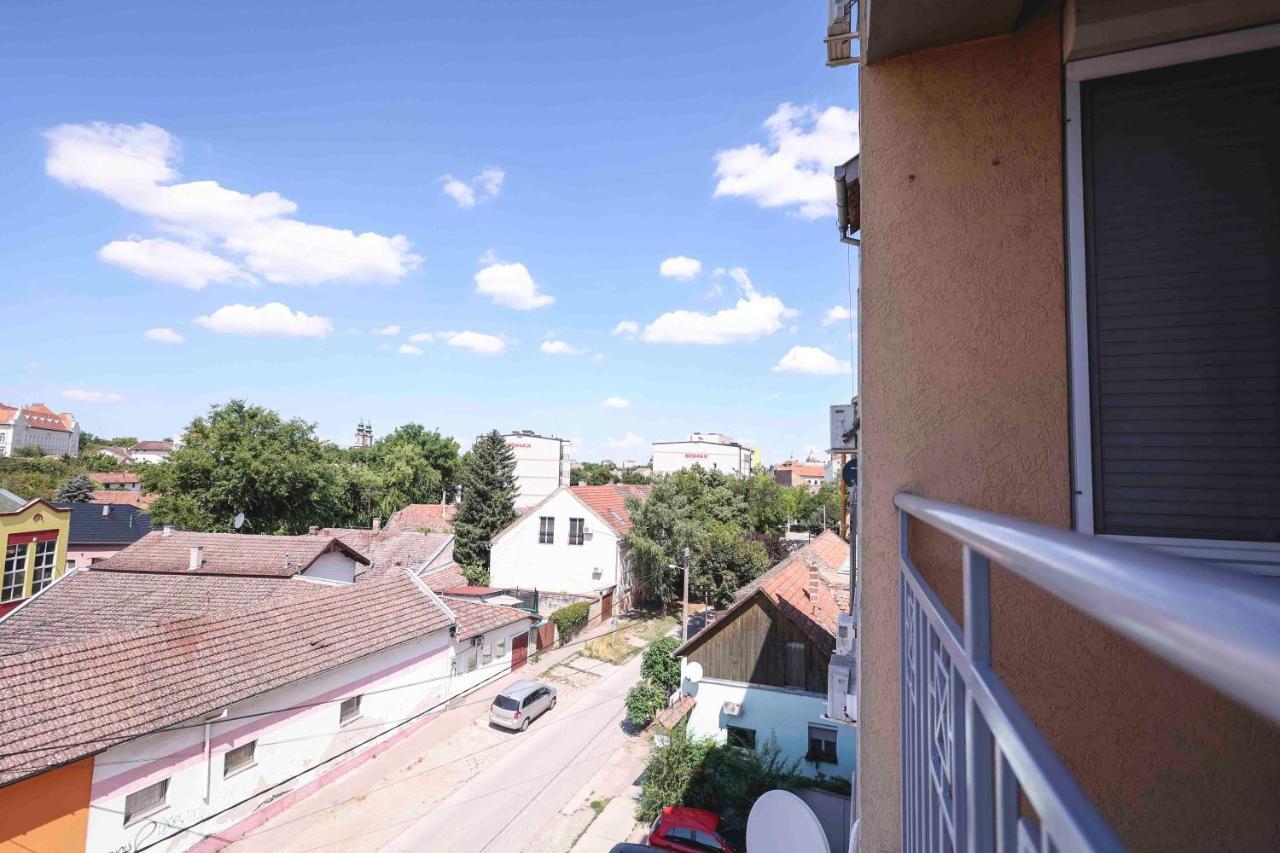 Lucasa Apartment Subotica Bagian luar foto